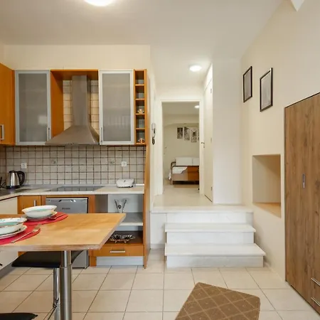 Comfortable Studio In Messimeri Apartman Mesziméri